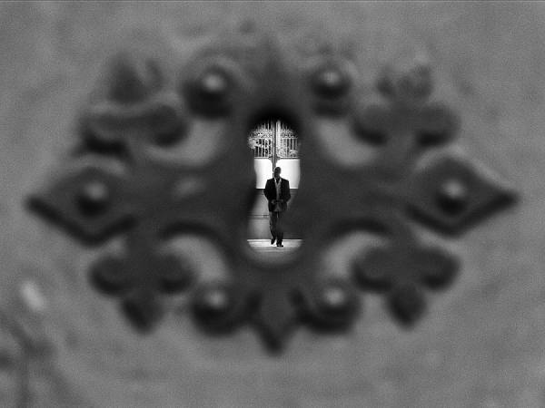 Photograph Gerardo Filocamo Spy Stories on One Eyeland